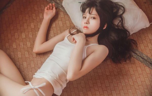 打扑克又疼又叫视频全版_1080P免费播放
