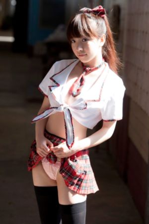 屋内有人电影_4K免费观看