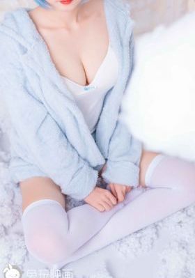 就想爱着你_HD720P欧美电影在线