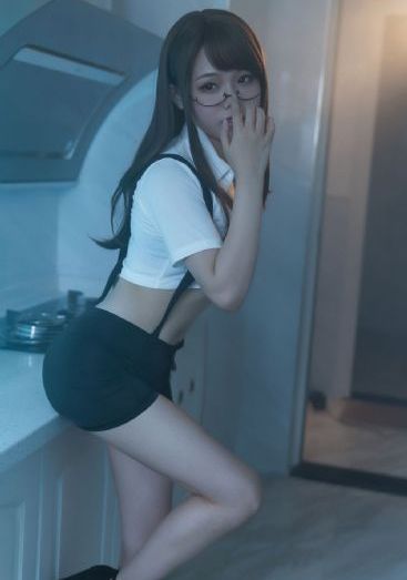 被最想拥抱的男人给威胁了_BD英语动漫免费观看